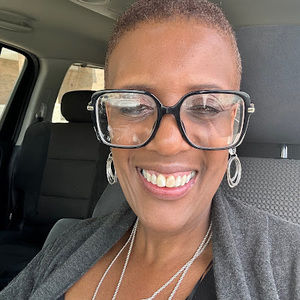 Meet your Posher, Sherin